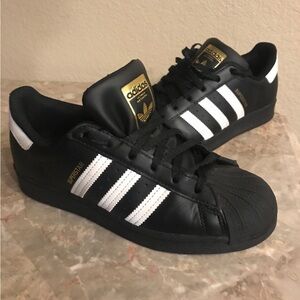Adidas superstar original shell toe shoes